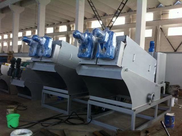 402叠螺污泥脱水机